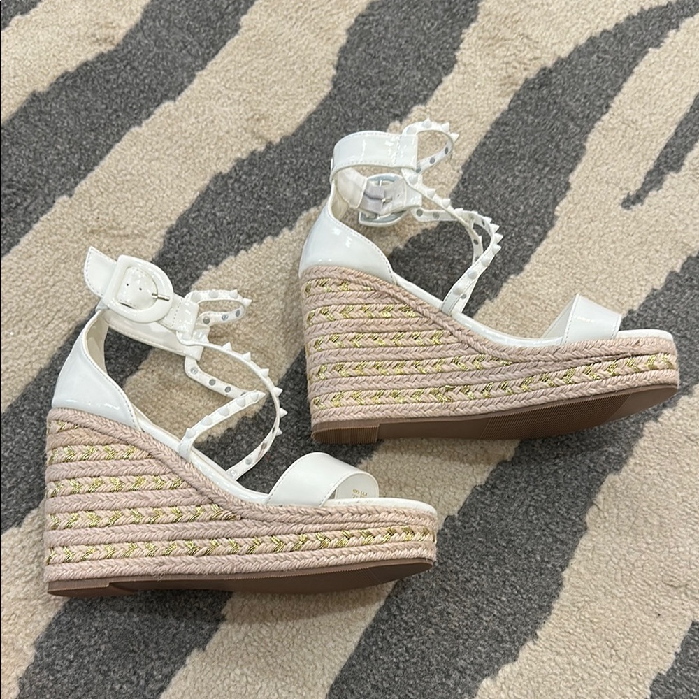 Elegant White Wedge Sandals
